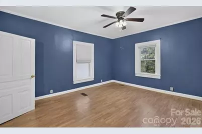 403 SW Spruce Street SW, Lenoir, NC 28645 - Photo 17