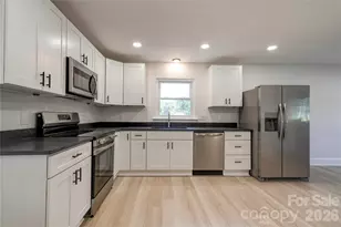 6109 Robinson Church Rd, Charlotte, NC 28215 - Photo 5