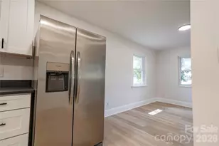 6109 Robinson Church Rd, Charlotte, NC 28215 - Photo 9