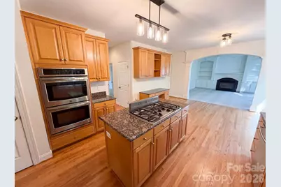 10124 Windtree Lane, Charlotte, NC 28215 - Photo 11