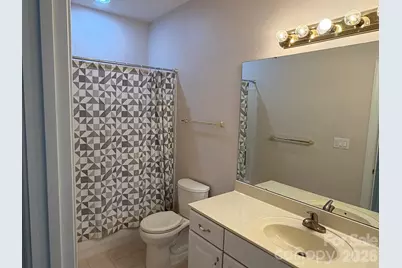 8528 Highland Glen Drive, Charlotte, NC 28269 - Photo 7