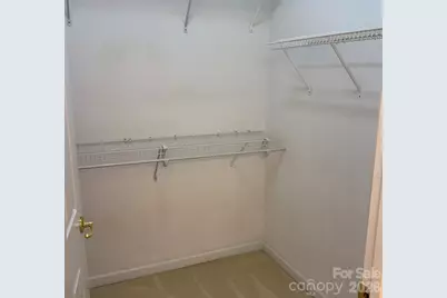 8528 Highland Glen Drive, Charlotte, NC 28269 - Photo 11