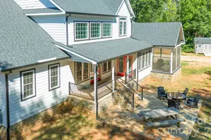 378 Walnut Tree Rd, Statesville, NC 28625 - Photo 3