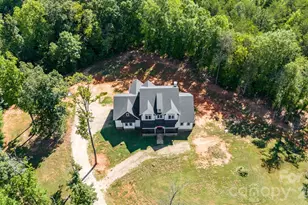 378 Walnut Tree Rd, Statesville, NC 28625 - Photo 9