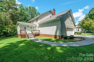 7000 Hollow Oak Dr, Charlotte, NC 28227 - Photo 47