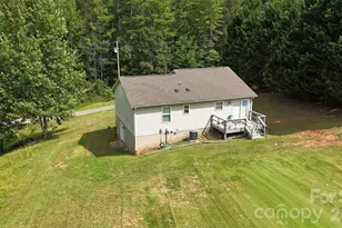 2827 Hollybrook Ln, Morganton, NC 28655 - Photo 3