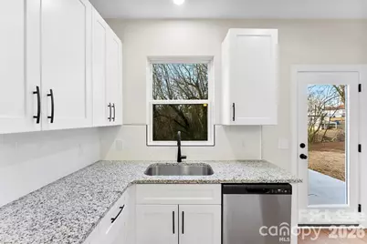 1558 7th Avenue Drive SW, Hickory, NC 28602 - Photo 15