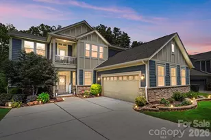 561 Sandbar Pt, Clover, SC 29710 - Photo 1
