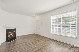 4759 Stoney Branch Dr, Charlotte, NC 28216 - Photo 3