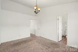 4759 Stoney Branch Dr, Charlotte, NC 28216 - Photo 9