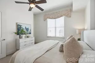 4620 Piedmont Row Dr, Charlotte, NC 28210 - Photo 15