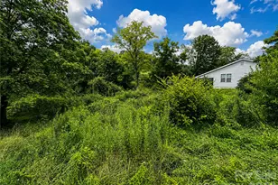 440 US 19E Hwy, Spruce Pine, NC 28777 - Photo 19