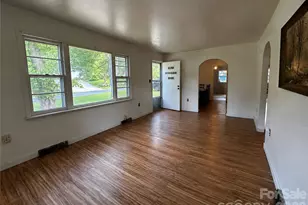 440 US 19E Hwy, Spruce Pine, NC 28777 - Photo 7