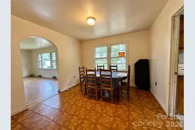 440 US 19E Highway, Spruce Pine, NC 28777 - Photo 9