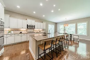 417 Five Leaf Ln, Waxhaw, NC 28173 - Photo 9