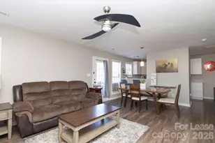 1109 Triece Ln, Charlotte, NC 28215 - Photo 3
