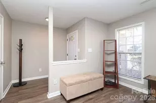 1109 Triece Ln, Charlotte, NC 28215 - Photo 7