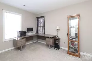 1109 Triece Ln, Charlotte, NC 28215 - Photo 15