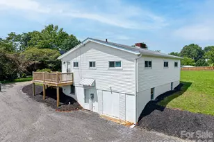 12 Baker Rd, Asheville, NC 28806 - Photo 5