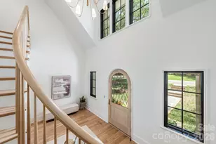 237 N Canterbury Rd, Charlotte, NC 28211 - Photo 7