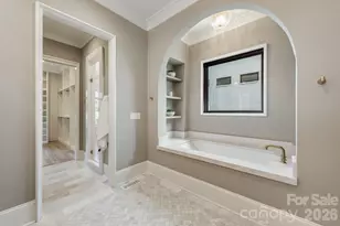 237 N Canterbury Rd, Charlotte, NC 28211 - Photo 21