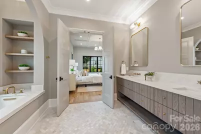 237 N Canterbury Road, Charlotte, NC 28211 - Photo 19