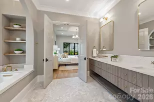 237 N Canterbury Rd, Charlotte, NC 28211 - Photo 19