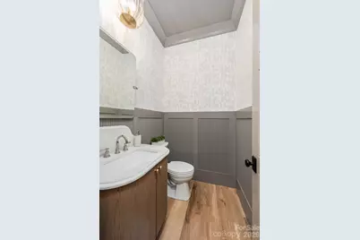 237 N Canterbury Road, Charlotte, NC 28211 - Photo 25