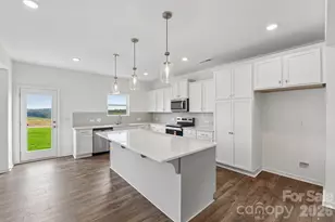 118 Borders St, Statesville, NC 28677 - Photo 7
