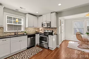 2612 Roslyn Ave, Charlotte, NC 28208 - Photo 11