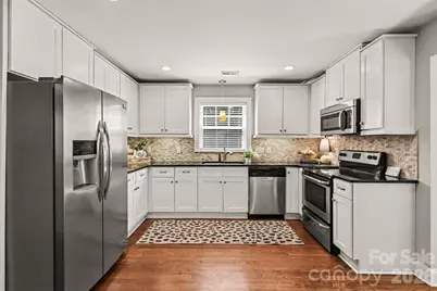 2612 Roslyn Avenue, Charlotte, NC 28208 - Photo 9