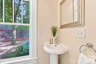 559 N Main Street, Davidson, NC 28036 - Photo 23