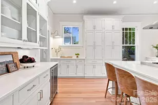 559 N Main St, Davidson, NC 28036 - Photo 17