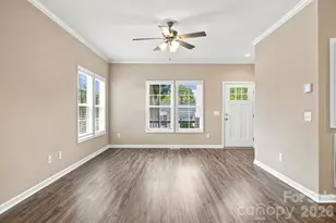 221 York Ave, Kannapolis, NC 28083 - Photo 13