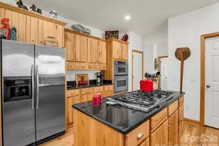 366 Summer Haven Rd, Swannanoa, NC 28778 - Photo 5