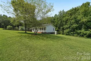 916 Long Branch Rd, Grover, NC 28073 - Photo 3