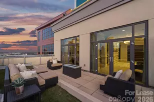 222 S Caldwell St, Charlotte, NC 28202 - Photo 35
