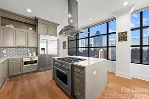 222 S Caldwell St, Charlotte, NC 28202 - Photo 13