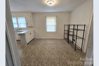 305 Oakland Avenue Avenue, Morganton, NC 28655 - Photo 17