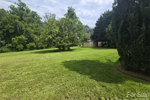 305 Oakland Ave Ave, Morganton, NC 28655 - Photo 13