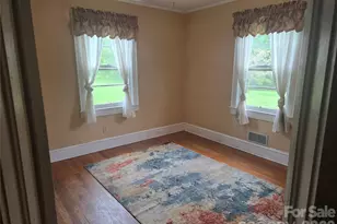 305 Oakland Ave Ave, Morganton, NC 28655 - Photo 29