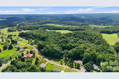 175 Riverfield Drive, Statesville, NC 28625 - Photo 33