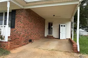 6102 Len Dr, Shelby, NC 28152 - Photo 3