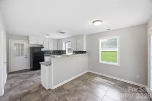 534 Mary Charlotte Dr, Charlotte, NC 28262 - Photo 7