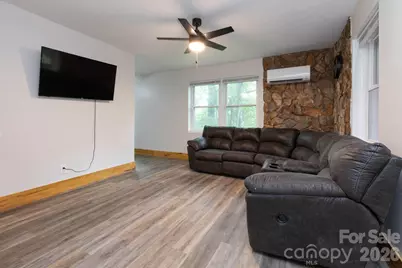 210 Sunset Farm Road, Whittier, NC 28789 - Photo 3