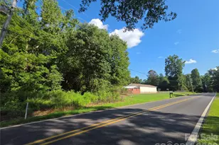 2028 Bess Town Rd, Bessemer City, NC 28016 - Photo 5