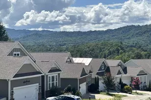 30 Rose Point Dr, Leicester, NC 28748 - Photo 17