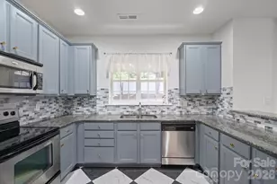 17916 Caldwell Track Dr, Cornelius, NC 28031 - Photo 11