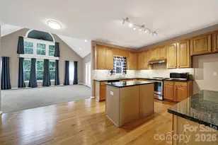 5709 Mallard Grove Rd, Charlotte, NC 28269 - Photo 13
