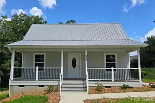 202 W Roswell St, Troy, NC 27371 - Photo 1